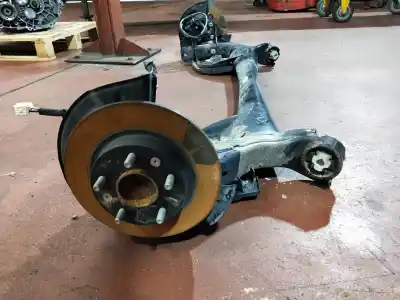 Peça sobressalente para automóvel em segunda mão charrió / suporte de eixo de trás por mazda 3 berlina (bp) evolution referências oem iam   