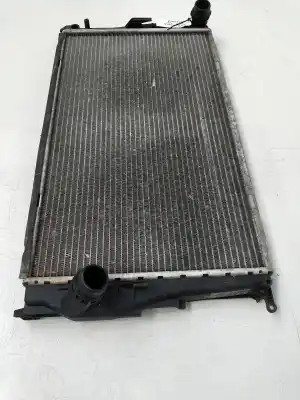 Peça sobressalente para automóvel em segunda mão radiador de água por bmw serie 1 berlina (e81/e87) 120d referências oem iam 7788901 3052883 77889039