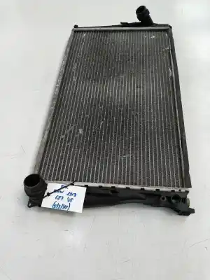 Peça sobressalente para automóvel em segunda mão radiador de água por bmw serie 1 berlina (e81/e87) 120d referências oem iam 7788901 3052883 77889039