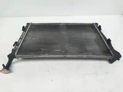 Pezzo di ricambio per auto di seconda mano radiatore d acqua per kia cee´d 1.6 cat riferimenti oem iam   