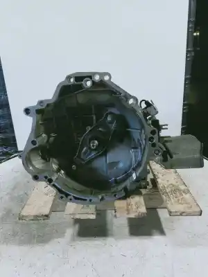 Second-hand car spare part gearbox for audi a6 avant (4f5) 3.0 tdi quattro (171kw) oem iam references jmg