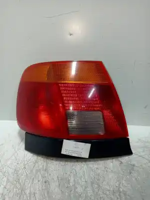 Peça sobressalente para automóvel em segunda mão farolim traseiro esquerdo por audi a4 berlina (b5) 1.8 referências oem iam 