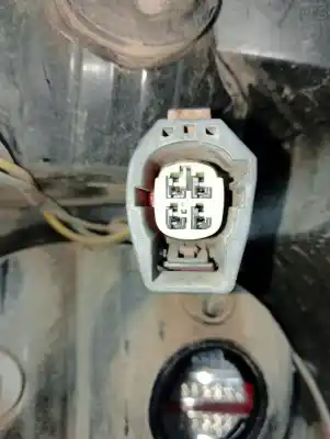 Second-hand car spare part left tailgate light for dodge caliber sxt oem iam references 05303753  