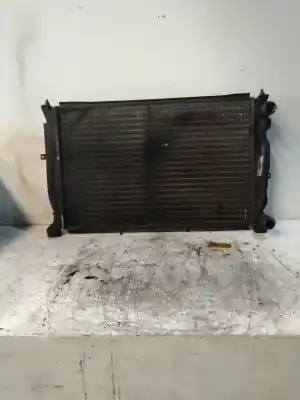 Peça sobressalente para automóvel em segunda mão radiador de água por volkswagen passat variant (3b5) comfortline referências oem iam 