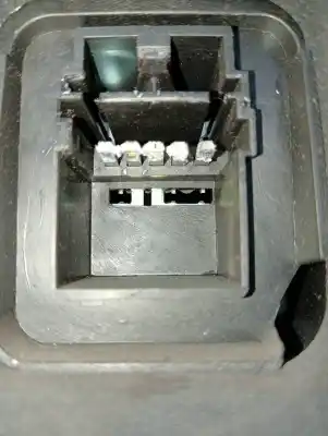 Автозапчастина б/у правий ліхтар для dacia logan laureate посилання на oem iam   