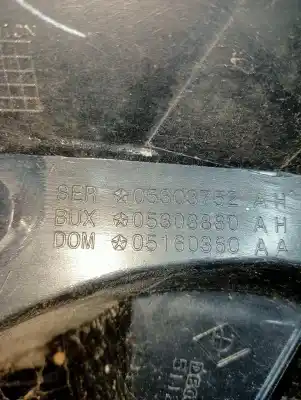 Second-hand car spare part right tailgate light for dodge caliber s oem iam references 05303752  