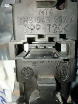 Second-hand car spare part interior left tailgate light for ford galaxy (vy) ambiente oem iam references 7m5945093b  