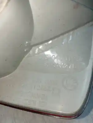 Автозапчасти б/у правый задний фонарь за skoda superb (3u4) 1.9 tdi ссылки oem iam 3u5945112  3u5945096