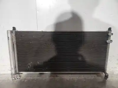Peça sobressalente para automóvel em segunda mão condensador / radiador de ar condicionado por toyota auris hybrid business referências oem iam 