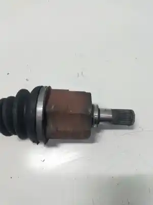 Second-hand car spare part front right transmission for kia cee´d emotion oem iam references   