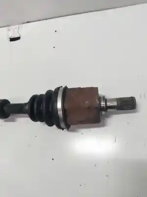 Peça sobressalente para automóvel em segunda mão transmissão dianteira esquerda por kia cee´d emotion referências oem iam 45011h210  