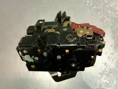 Peça sobressalente para automóvel em segunda mão motor de fechadura central traseiro direito por audi a4 avant (8e) 2.5 tdi (114kw) referências oem iam 