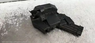 Second-hand car spare part rear left central locking system for kia magentis active oem iam references   