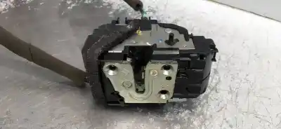 Peça sobressalente para automóvel em segunda mão motor de fechadura central traseiro esquerdo por nissan note acenta referências oem iam 