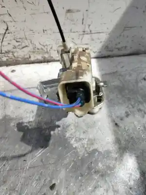 Автозапчасти б/у задний левый электродвигатель центрального замка за toyota yaris (ncp1/nlp1/scp1) 1.4 d-4d linea luna ссылки oem iam 030820  