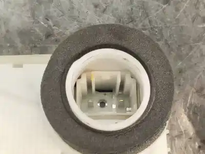 Second-hand car spare part front right central locking system for toyota yaris live oem iam references   