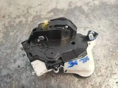 Second-hand car spare part front right central locking system for toyota yaris live oem iam references   