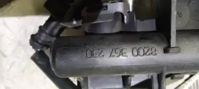 Автозапчасти б/у рампа инжектора за renault clio iii pack dynamique ссылки oem iam 8200367230  