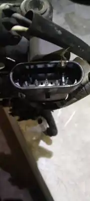 Автозапчасти б/у рампа инжектора за renault clio iii pack dynamique ссылки oem iam 8200367230  