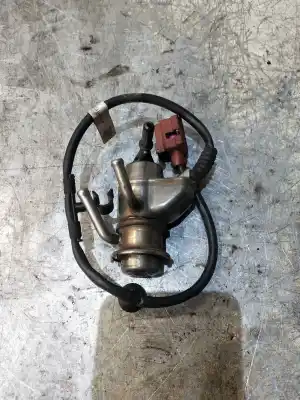 Pezzo di ricambio per auto di seconda mano iniettore per skoda superb (3v3) active riferimenti oem iam 04l131113p