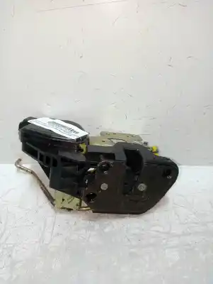 Peça sobressalente para automóvel em segunda mão motor de fechadura central dianteiro direito por hyundai tucson (jm) 2.0 crdi comfort (4wd) referências oem iam 