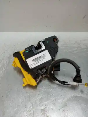 Second-hand car spare part front right central locking system for kia cee´d (jd) 1.6 crdi 128 oem iam references 81320a2110  