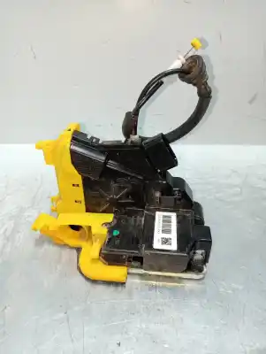 Second-hand car spare part front right central locking system for kia cee´d (jd) 1.6 crdi 128 oem iam references 81320a2110  