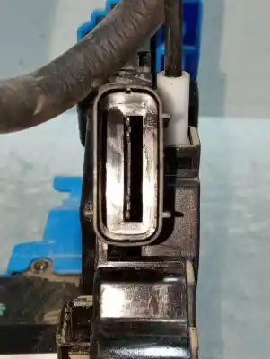 Second-hand car spare part rear right central locking system for kia cee´d (jd) 1.6 crdi 128 oem iam references 81420a2100  