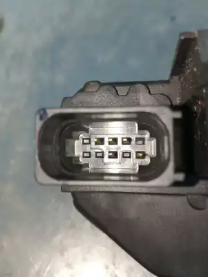 Автозапчасти б/у электропривод центрального замка спереди справа за opel astra j lim. 1.7 16v cdti ссылки oem iam 13579523  