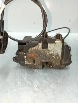 Second-hand car spare part rear right central locking system for renault clio iii authentique oem iam references   