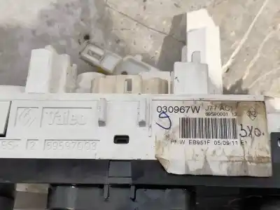 Peça sobressalente para automóvel em segunda mão comando de sofagem (chauffage / ar condicionado)  por renault clio iii authentique referências oem iam 69597003  030967w 69590001