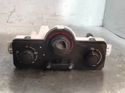 Second-hand car spare part heating / air conditioning control panel for renault clio iii authentique oem iam references 69590001