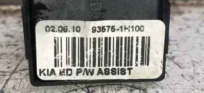 Second-hand car spare part right front power window switch for kia cee´d concept oem iam references 935751h100  