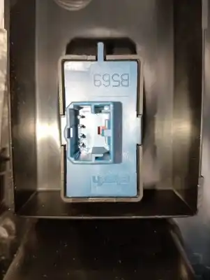 Second-hand car spare part right front power window switch for fiat doblo active oem iam references 7354986750e  