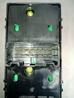 Second-hand car spare part left front power window switch for kia cee´d drive oem iam references 49d4901110  