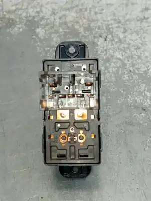 Second-hand car spare part right front power window switch for kia rio 1.5 crdi ex2 oem iam references   