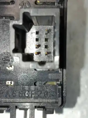 Second-hand car spare part right front power window switch for renault fluence expression oem iam references   