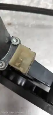 Pièce détachée automobile d'occasion léve glace avant gauche pour skoda octavia combi (5e5) ambition références oem iam 5e0837461  