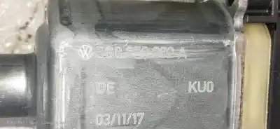 Автозапчасти б/у задний правый стеклорегулятор за skoda superb (3v3) active ссылки oem iam 5q0959902a  0130822714