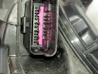 Second-hand car spare part right headlight for renault fluence expression oem iam references 260105345r  01025011200010