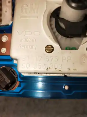 Peça sobressalente para automóvel em segunda mão quadrante por opel vectra a cd diamant referências oem iam 81117675pp  90356303