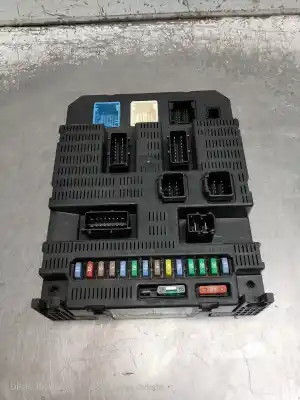 Peça sobressalente para automóvel em segunda mão caixa de fusíveis e relés por citroen c4 coupe collection referências oem iam 9659285680