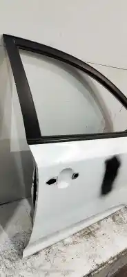 Second-hand car spare part front right door for kia cee´d emotion oem iam references   