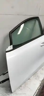Second-hand car spare part left front door for kia cee´d tech oem iam references   