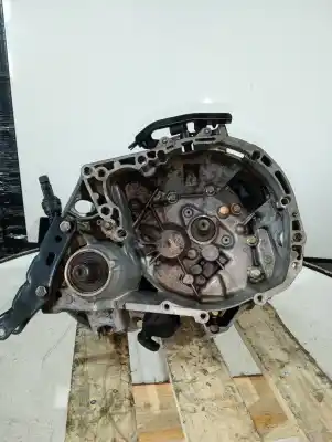 Pezzo di ricambio per auto di seconda mano riduttore per renault clio ii fase i (b/cbo) 1.9 d alize riferimenti oem iam jb1180