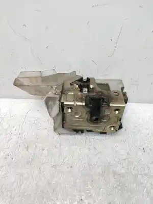 Pezzo di ricambio per auto di seconda mano motore chiusura centrale anteriore sinistro per renault clio ii fase i (b/cbo) 1.9 d alize riferimenti oem iam 