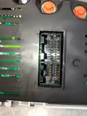 Peça sobressalente para automóvel em segunda mão quadrante por kia cee´d concept referências oem iam 940241h131  