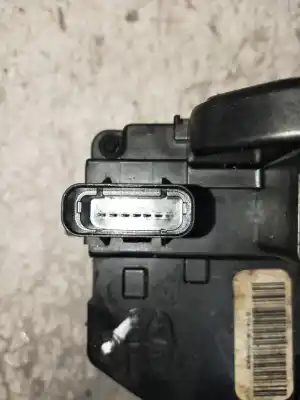 Second-hand car spare part rear left central locking system for kia cee´d concept oem iam references   