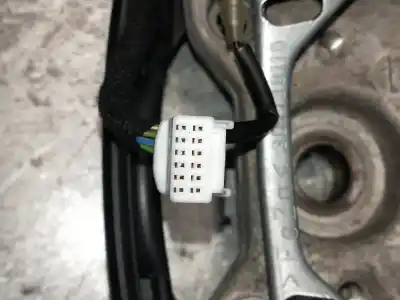 Second-hand car spare part steering wheel for kia cee´d concept oem iam references   