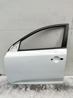 Second-hand car spare part left front door for kia cee´d concept oem iam references 